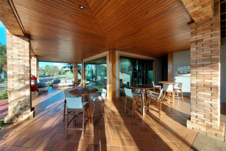 1008m² de frente pro campo de golf