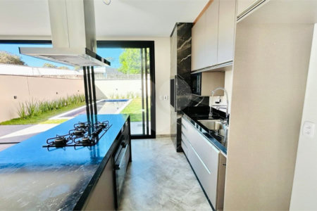 Casa à venda com 4 quartos, sendo 3 suítes,  no condomínio Residencial Jardim Villa Verona, Sorocaba - SP