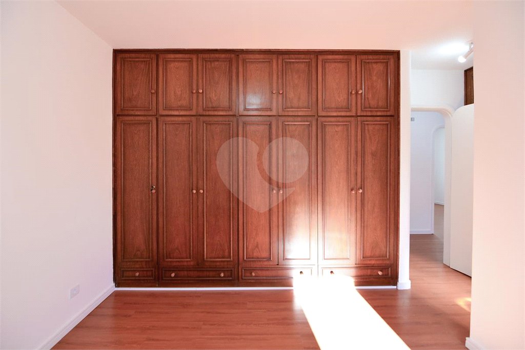 Apartamento à venda com 4 quartos, sendo 2 suítes,  em Brooklin Paulista, São Paulo, SP