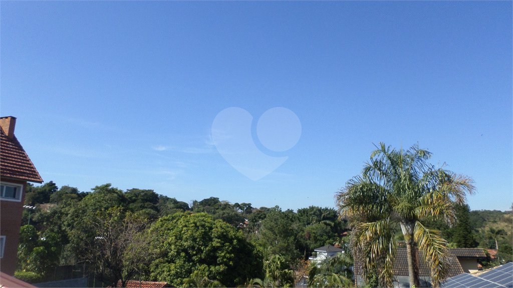 Sobrado à venda com 4 suítes em Recanto Impla, Carapicuíba, SP