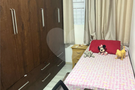 Casa à venda com 3 quartos, sendo 1 suíte, no condomínio Village Ipanema 2, Araçoiaba da Serra - SP
