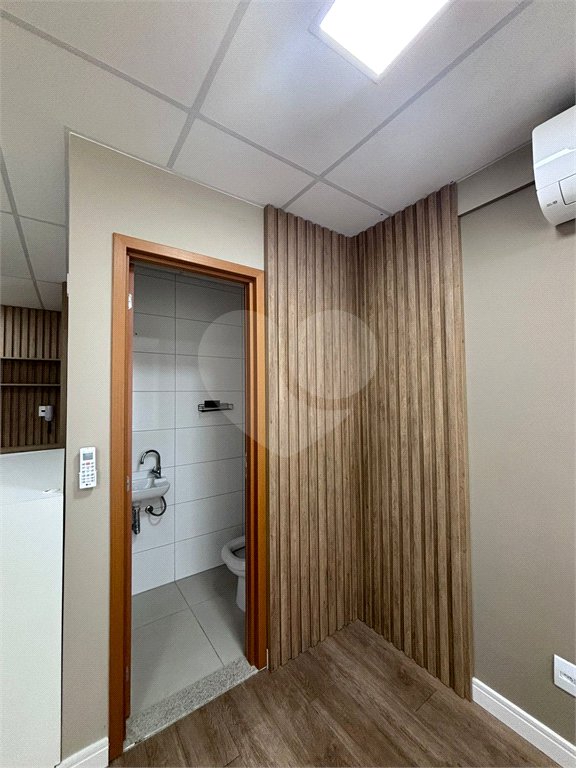 Sala à venda em Alvinópolis, Atibaia, SP