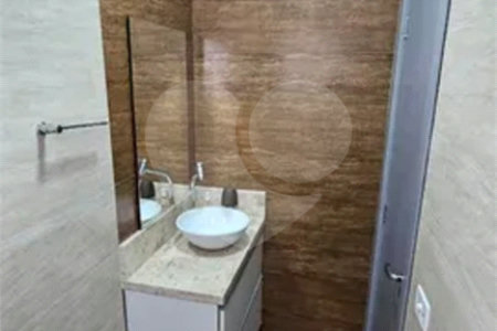 Casa à venda com 3 quartos, sendo 1 suíte, em Loteamento Residencial Vista Linda, São José dos Campos, SP