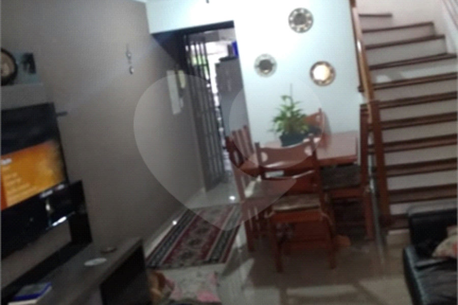 Sobrado à venda com 3 quartos, sendo 1 suíte, em Vila Maria Alta, São Paulo, SP