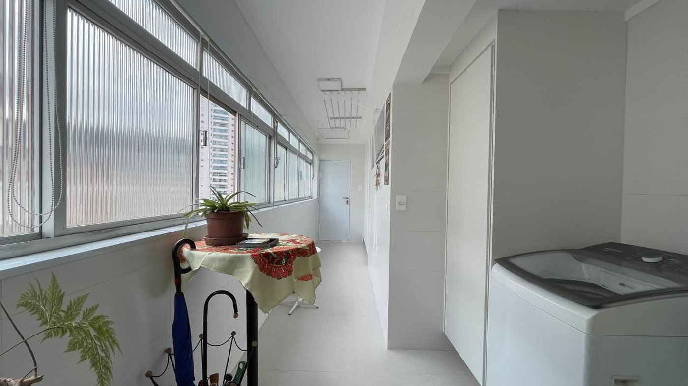 Apartamento com 3 dormitórios à venda, 180 m² por R$ 3.000.000,00 - José Menino - Santos/SP