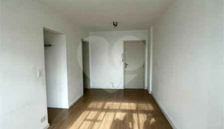 Apartamento à venda com 1 quarto em Cambuci, São Paulo, SP