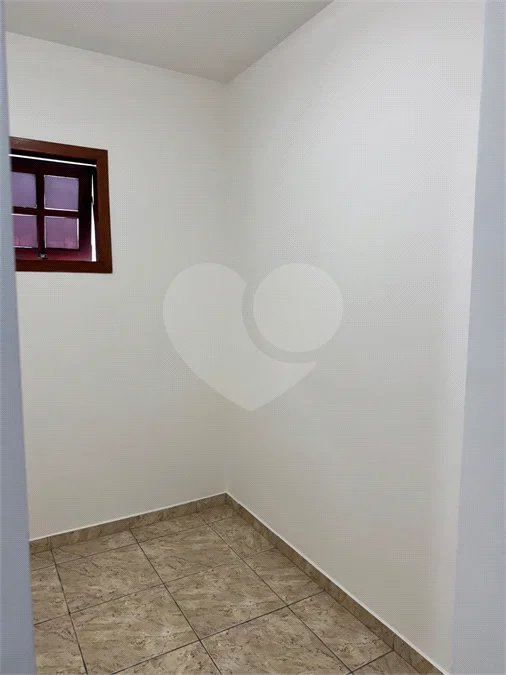 Sobrado à venda ou para alugar com 3 suítes em Vila Sônia, São Paulo, SP
