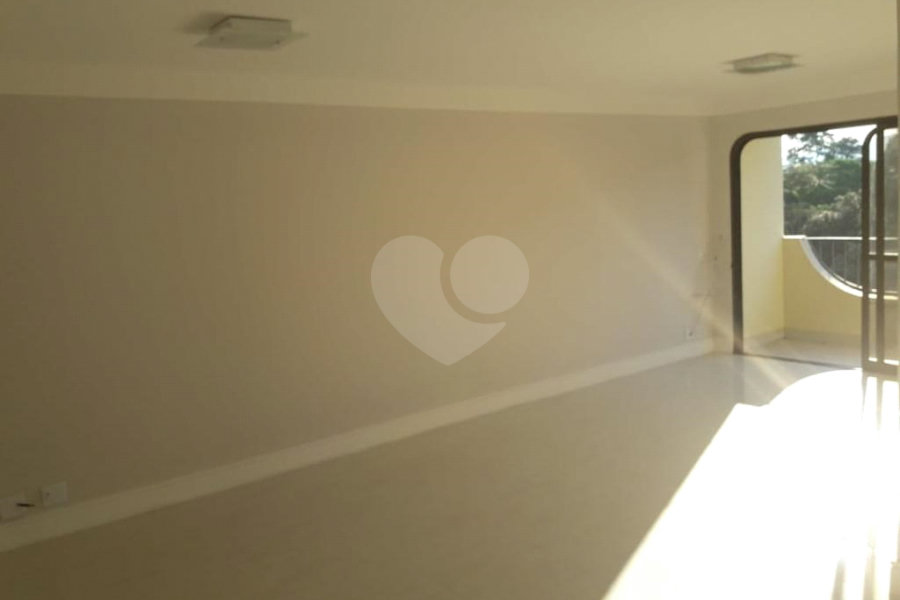 Apartamento à venda com 4 quartos, sendo 1 suíte, em Santana, São Paulo, SP