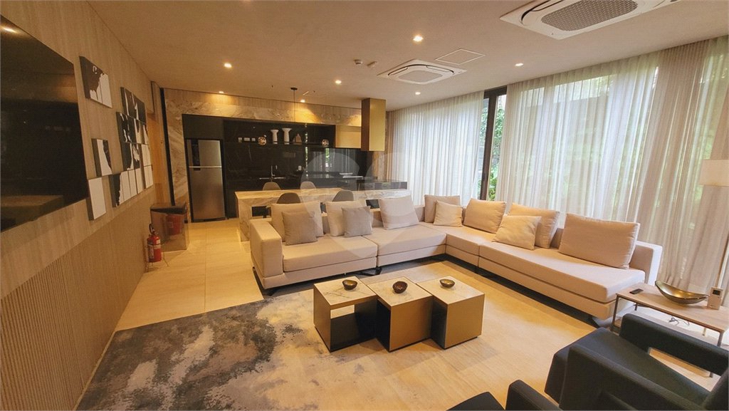 Studio sofisticado, totalmente mobiliado e pronto para morar