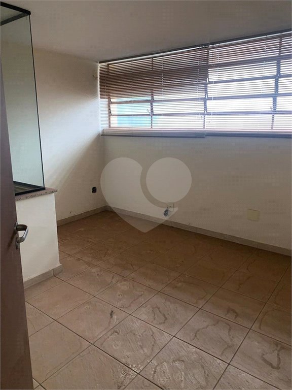 Prédio à venda no Centro, Araraquara, SP