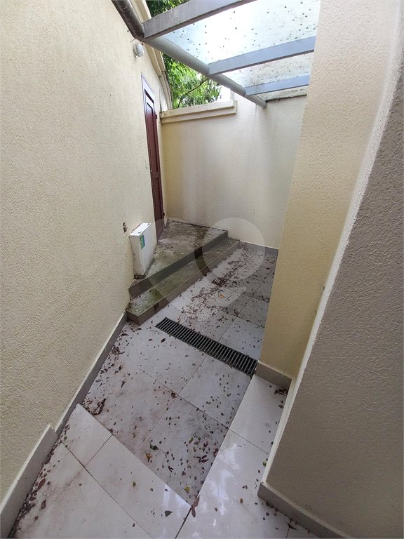 Sobrado para alugar com 2 suítes em Jardim Morro Verde, São Paulo, SP