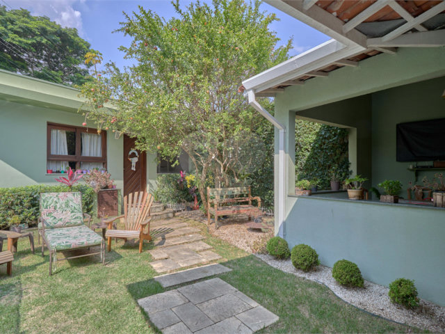 Casa Térrea à venda com 3 suítes em Granja Julieta, São Paulo, SP
