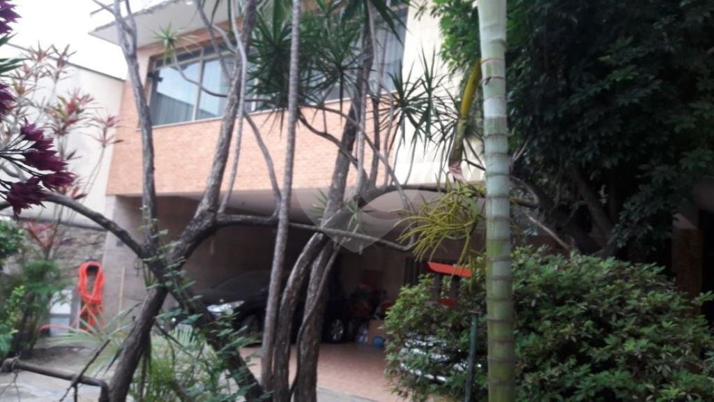 Terreno à venda com 4 quartos, sendo 1 suíte, em Santa Teresinha, São Paulo, SP