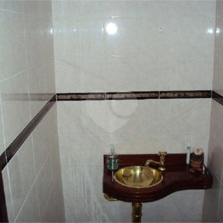Sobrado à venda com 4 quartos, sendo 2 suítes,  em Recreio Maristela, Atibaia, SP