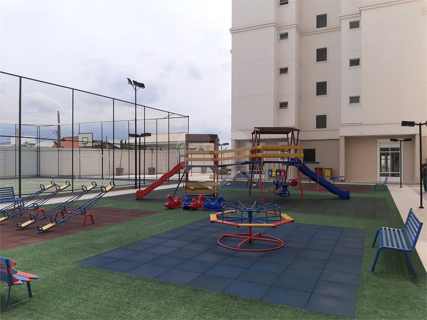 Apartamento à venda com 3 quartos, sendo 1 suíte, em Parque Campolim, Sorocaba, SP