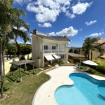Casa à venda com 5 quartos, sendo 3 suítes,  no condomínio Village Saint Charbel, Araçoiaba da Serra - SP