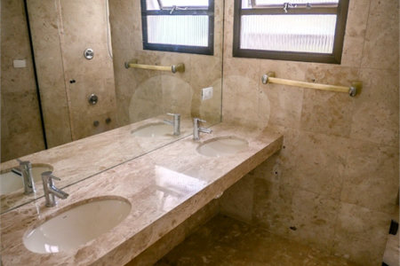 Apartamento à venda com 3 suítes em Paineiras do Morumbi, São Paulo, SP