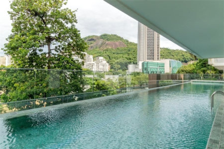 Apartamento à venda com 3 quartos, sendo 2 suítes, em Botafogo, Rio de Janeiro, RJ