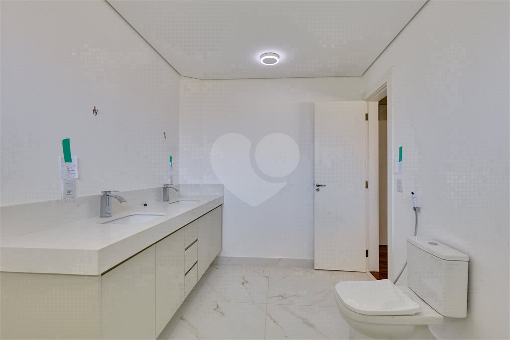 Casa Térrea à venda com 4 quartos, sendo 3 suítes, em Jardim Prudência, São Paulo, SP
