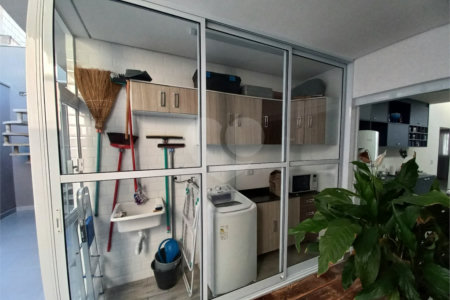 Casa à venda com 2 quartos, sendo 1 suíte, no condomínio Horto Florestal Villagio, Sorocaba - SP