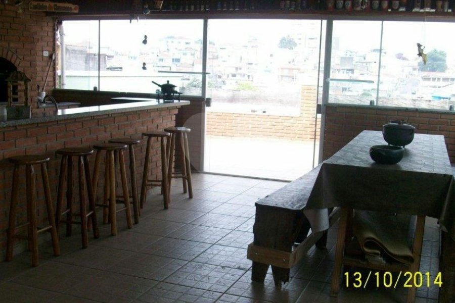Sobrado à venda com 5 quartos, sendo 1 suíte, em Parada Inglesa, São Paulo, SP