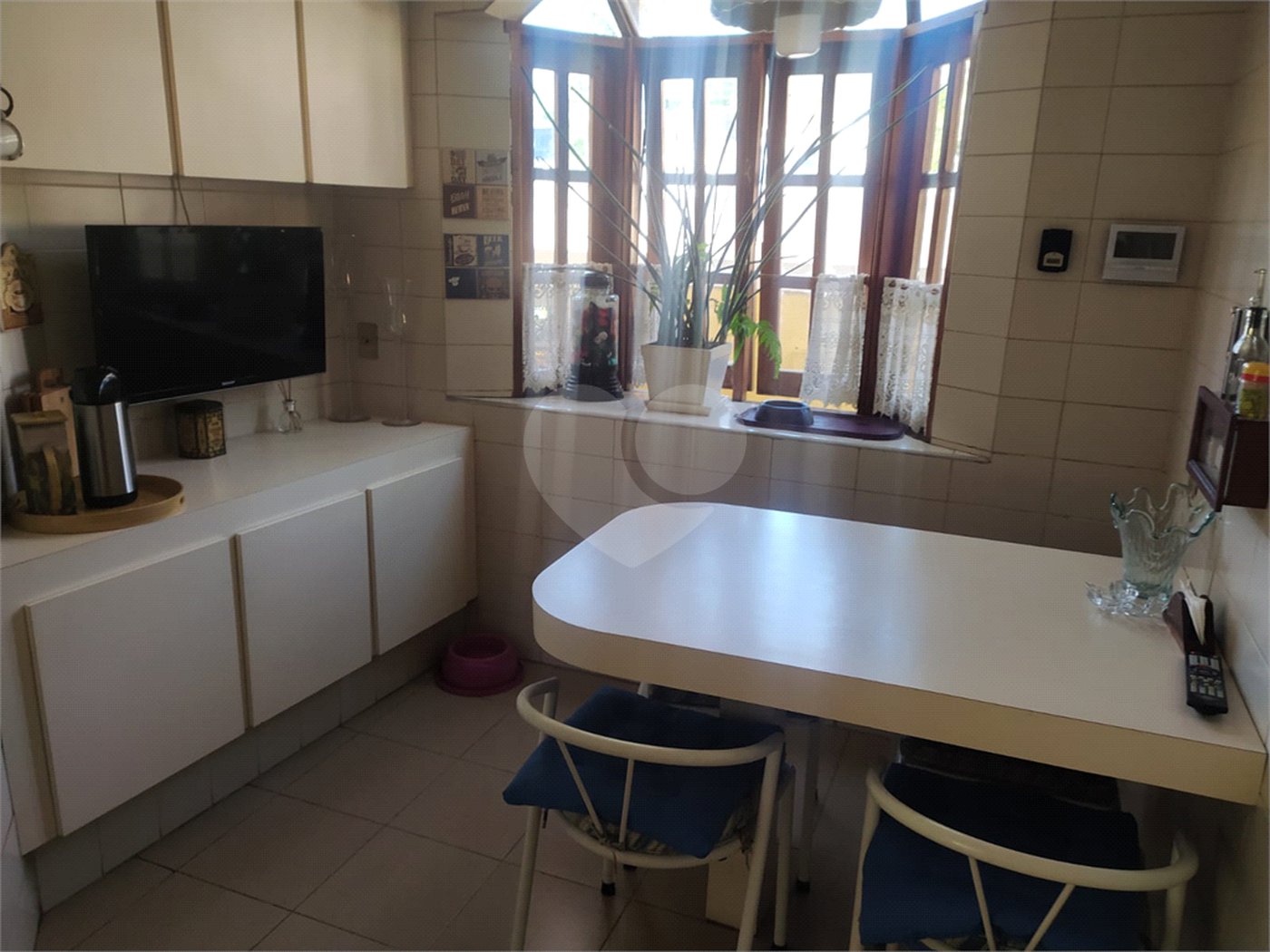 Sobrado à venda com 4 quartos, sendo 1 suíte, em Chácara Monte Alegre, São Paulo, SP