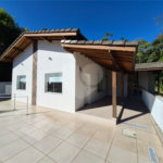 Casa à venda com 2 suítes no condomínio Alpes da Cantareira, Mairiporã - SP