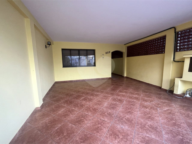 Sobrado à venda com 5 quartos, sendo 2 suítes,  em Jaçanã, São Paulo, SP