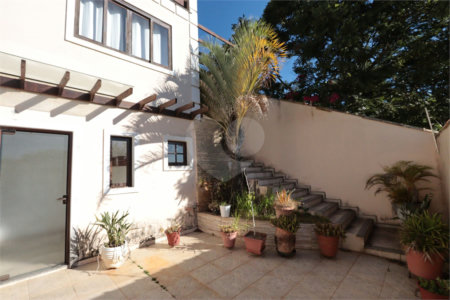 Casa à venda com 4 quartos, sendo 1 suíte, em Jardim Villaça, São Roque, SP