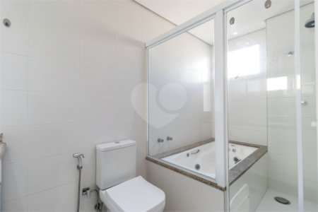 Apartamento à venda com 4 suítes em Vila Sofia, São Paulo, SP