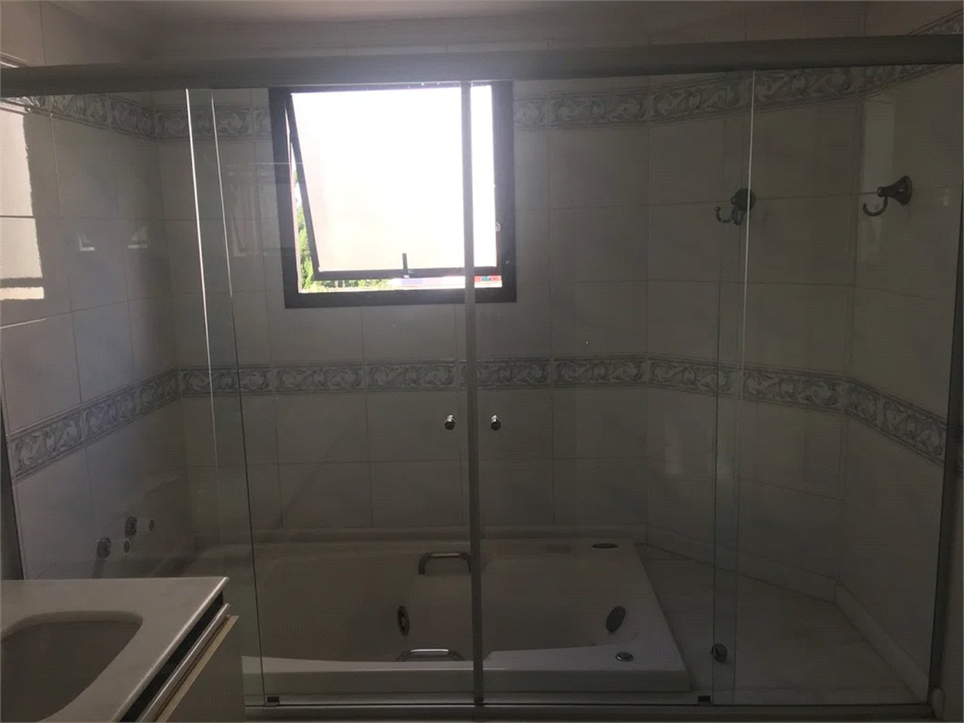 Apartamento à venda com 4 suítes em Vila Suzana, São Paulo, SP