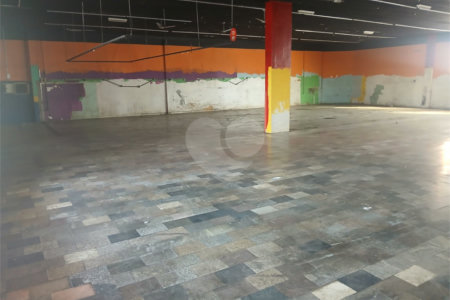 Barracão à venda ou para alugar no Centro, Itapetininga, SP