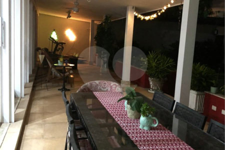 Sobrado à venda com 4 suítes em Planalto Paulista, São Paulo, SP