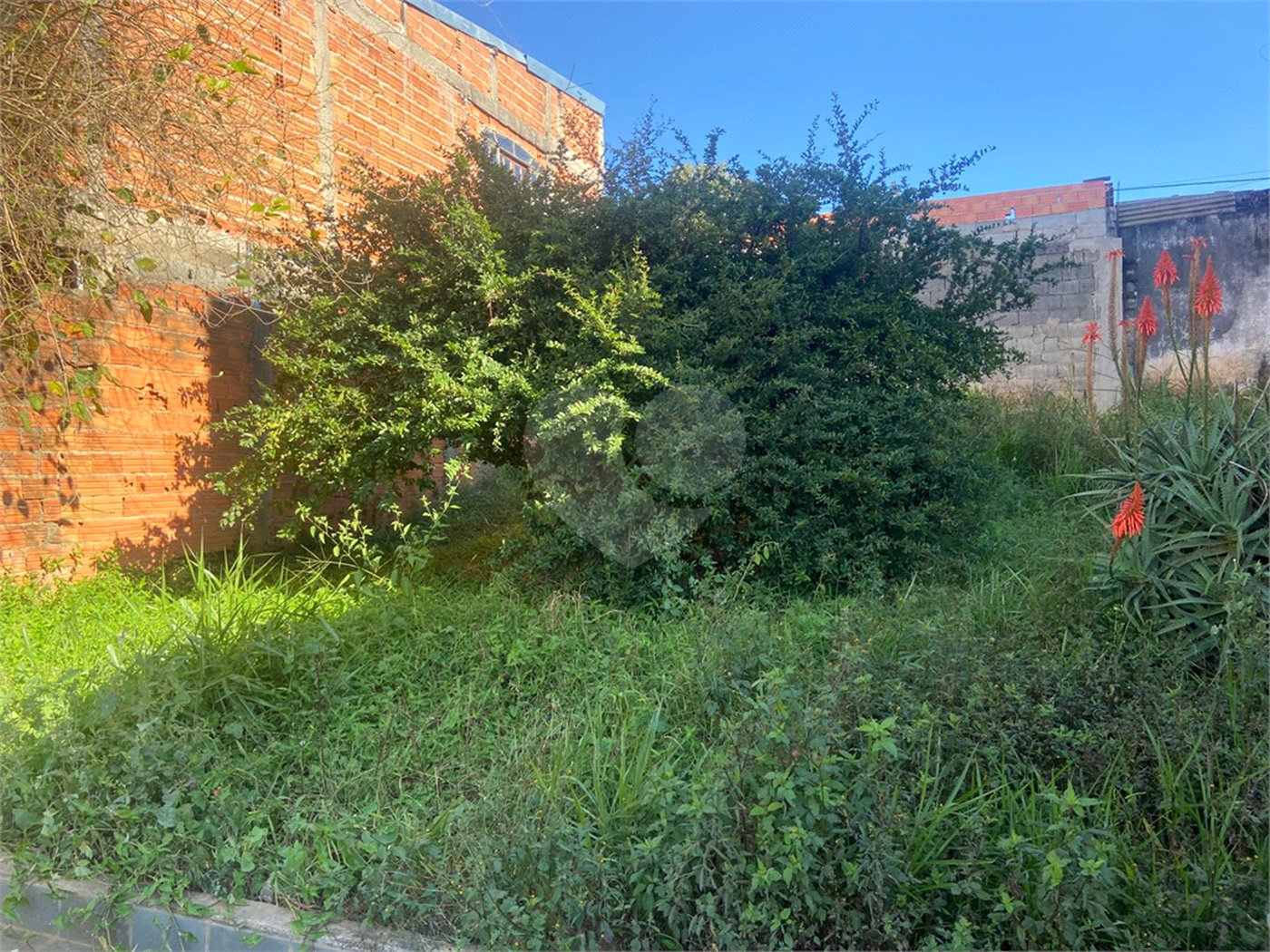 Casa Térrea à venda com 2 quartos, sendo 1 suíte, em Jardim Fonte Áurea, Poá, SP