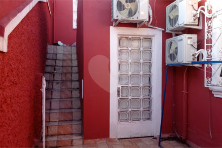 Casa à venda ou para alugar com 6 quartos em Bela Aliança, São Paulo, SP