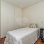 Apartamento à venda com 4 suítes em Campo Belo, São Paulo, SP
