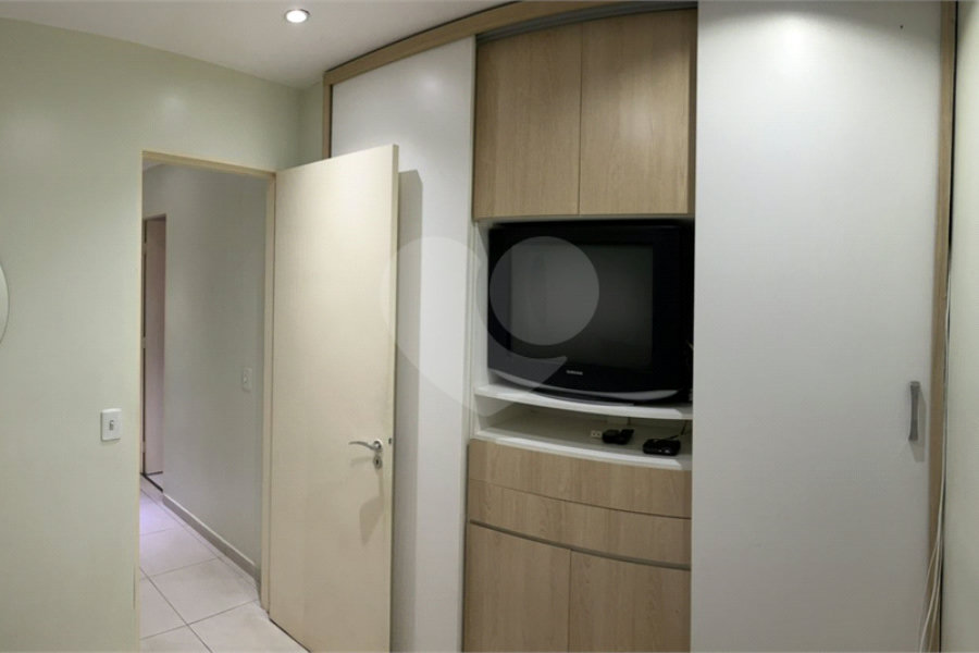 Apartamento à venda com 2 quartos em Bom Retiro, São Paulo, SP