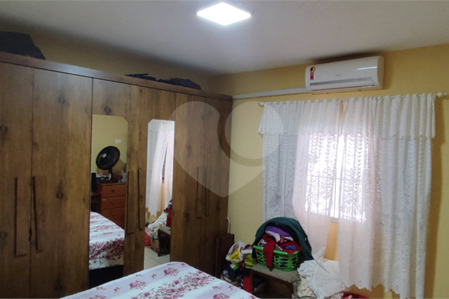 Casa Térrea à venda com 3 quartos, sendo 2 suítes,  em Parque Edu Chaves, São Paulo, SP