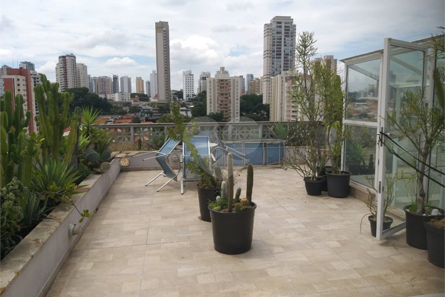 Sobrado à venda com 3 suítes em Santana, São Paulo, SP