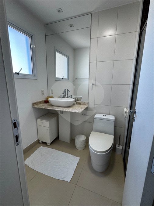 Apartamento à venda com 3 quartos, sendo 1 suíte,  em Vila Suissa, Mogi das Cruzes, SP