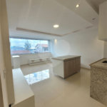 Apartamento para alugar com 2 quartos em Miguel Couto, Cabo Frio, RJ
