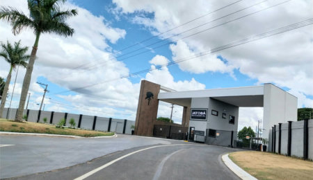 Casa em condomínio à venda ou para alugar com 4 suítes no Centro, Cesário Lange, SP