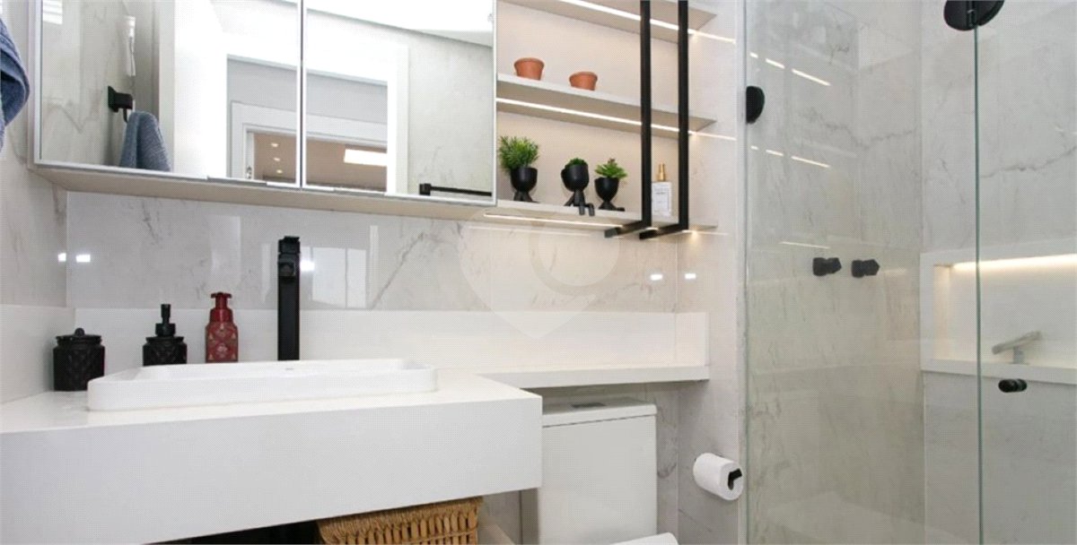 Apartamento à venda com 2 quartos, sendo 1 suíte, em Chácara Seis de Outubro, São Paulo, SP