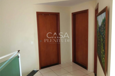 Sobrado à venda com 3 quartos, sendo 1 suíte,  em Wanel Ville, Sorocaba, SP