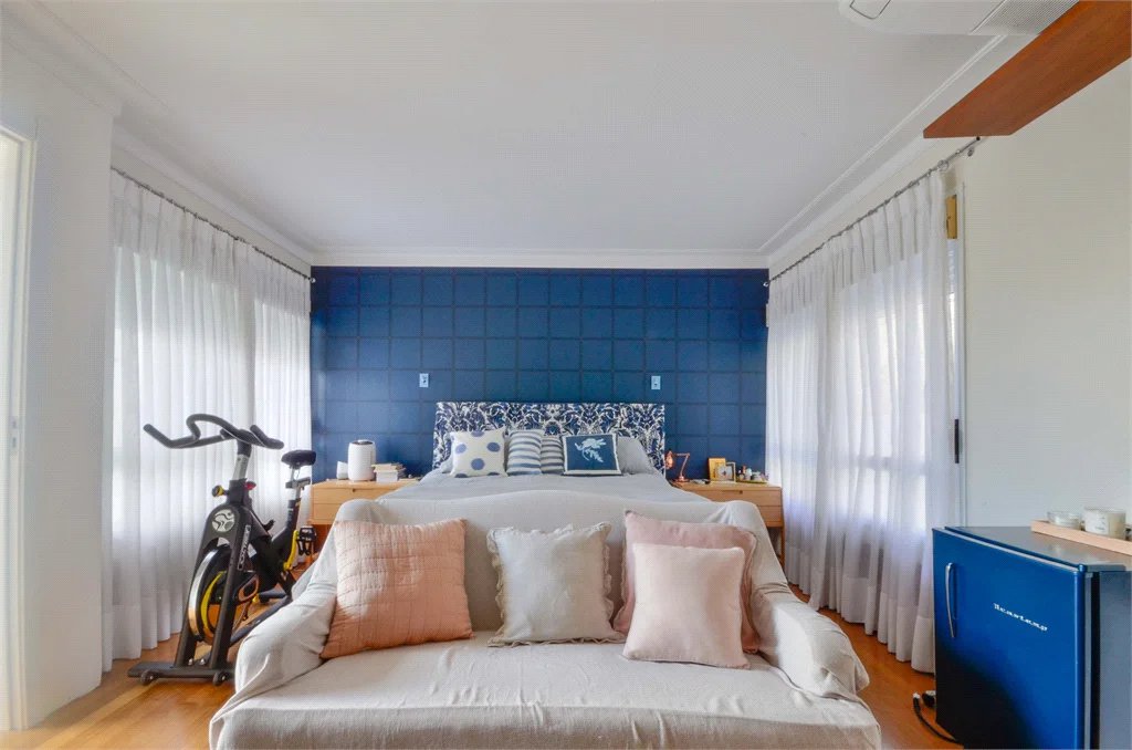 Casa à venda com 5 quartos, sendo 4 suítes, no condomínio Espaço Mobile - Real Parque, São Paulo - SP