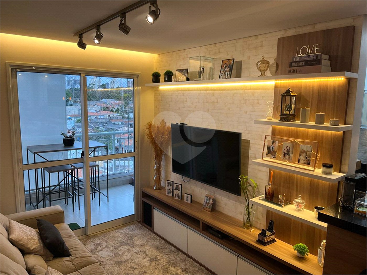 Apartamento à venda com 2 quartos, sendo 1 suíte, em Jardim Vazani, São Paulo, SP