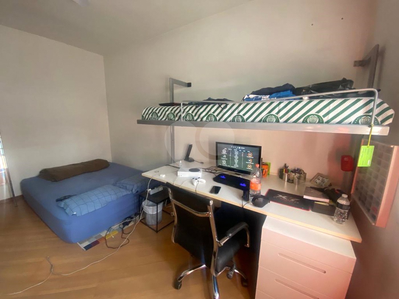 Casa à venda com 4 quartos, sendo 2 suítes, em Parada Inglesa, São Paulo, SP