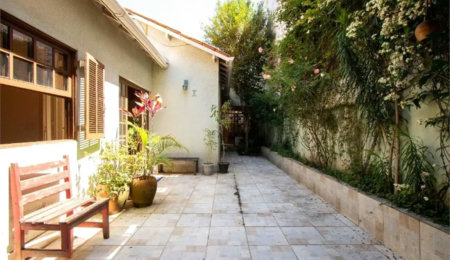 Casa Térrea à venda com 1 suíte em Vila Romana, São Paulo, SP