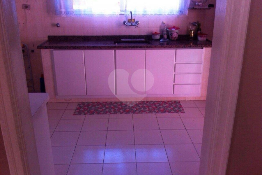 Sobrado à venda ou para alugar com 4 quartos, sendo 1 suíte, em Parada Inglesa, São Paulo, SP