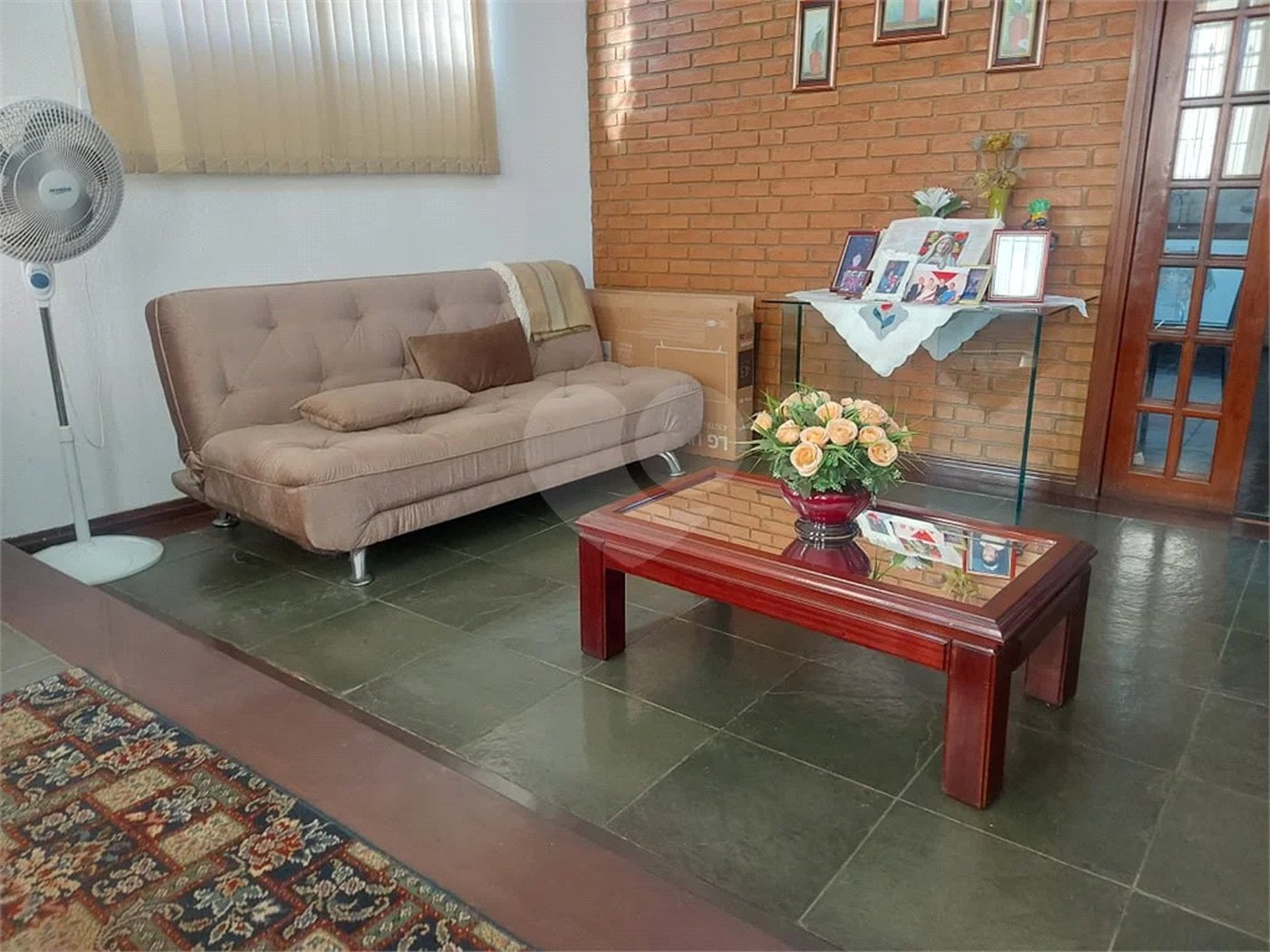 Casa à venda com 3 quartos, sendo 2 suítes,  em Capela, Vinhedo, SP